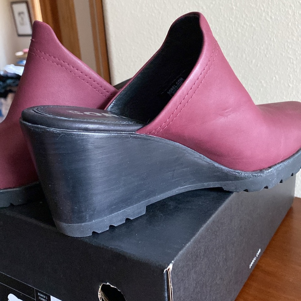 Sorel After Hours Mules with Chunky Sole and Slip-On Design - Picture 2 of 6